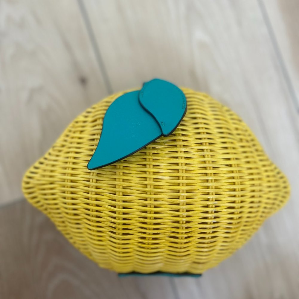 Kate Spade picnic perfect lemon wicker crossbody